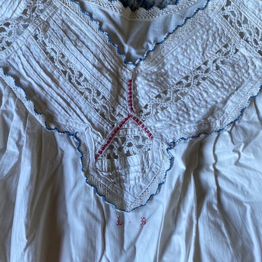Vintage Embroidered Night Gown (Antique)